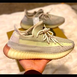 New Yeezy Boost 350 V2 Citrin - Size 10
